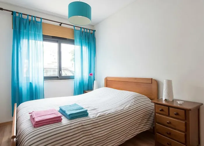 Lovely 3 Bedroom For The Perfect In Lisboa
