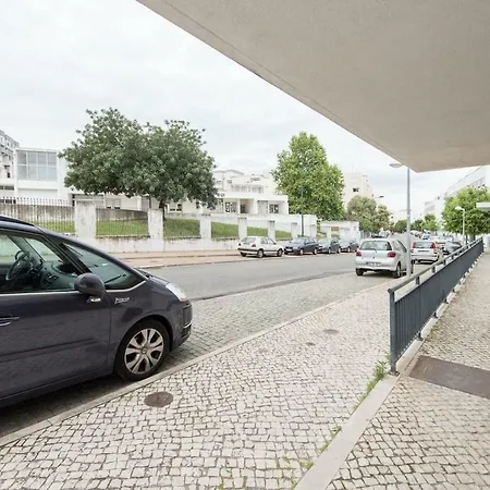 Lejlighed Lovely 3 Bedroom For The Perfect In Lisboa